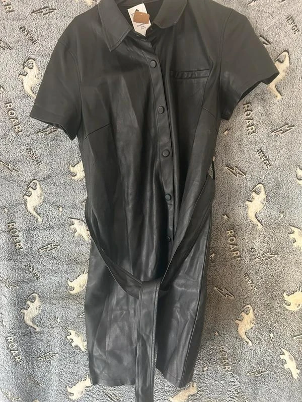 robe noir 47